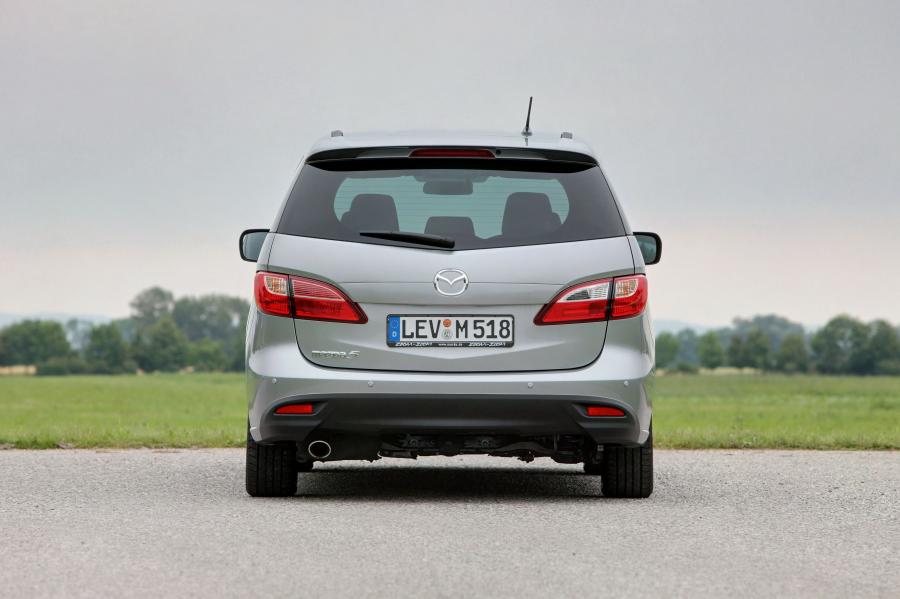  Mazda5 2011 года  (фото 38 из 184)